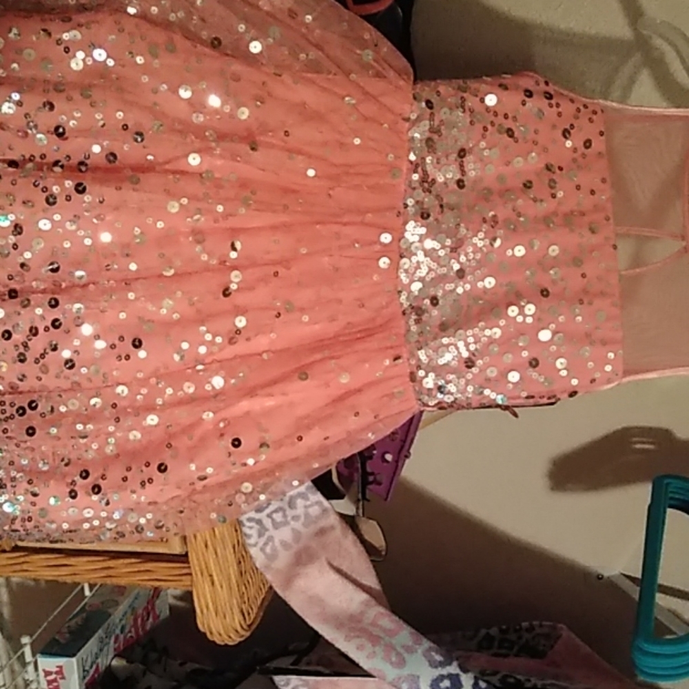 Little girls size 7 worn once